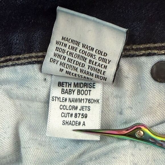 Hudson Beth Midrise Baby Boot Jeans in Color Jets Blue - Women’s US 26 - Picture 9 of 9